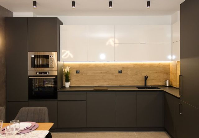 Modern Seaside Retreat 1BD Apartments