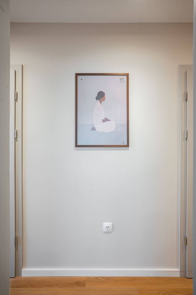 Spacious 2BR Apartment - Modern Design