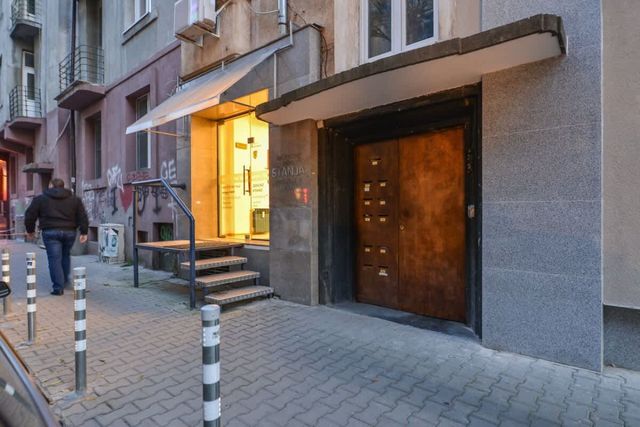 Extravaganzzo - Super Central One Bedroom Modern