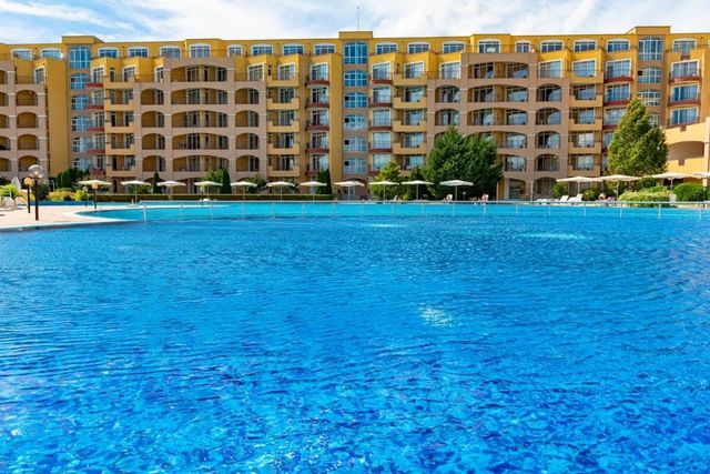 Aheloy Palace - Luxury apartment for 5 person