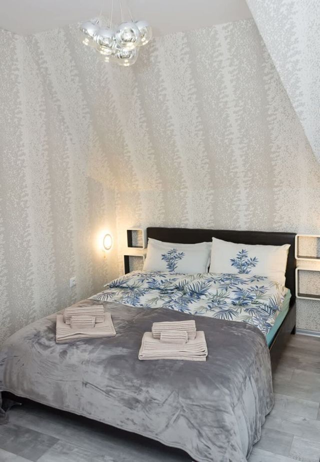 | AcriliC | One-Bedroom Flat with Balcony