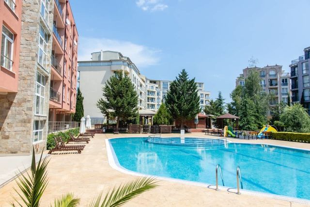 Compact studio with indoor pool near Cacao Beach