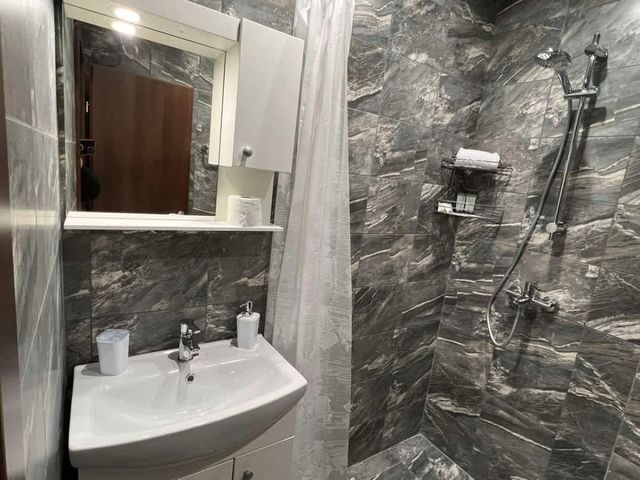 Апартамент Комфорт 2 близо до летището