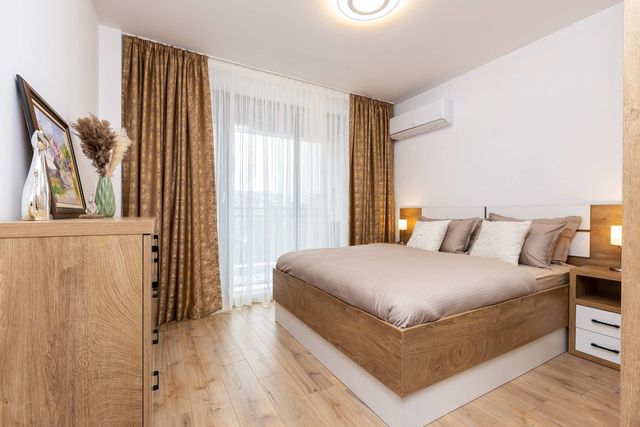 The Modern Wood Suite