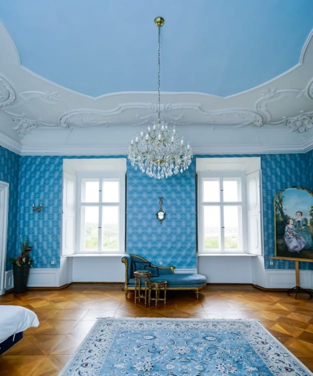 Castle of Burgscheidungen is a combination of baroque and renaissance styles