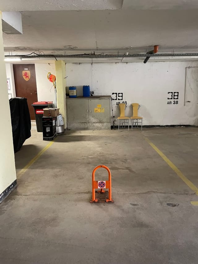 1BD Flat on the Beach with Parking