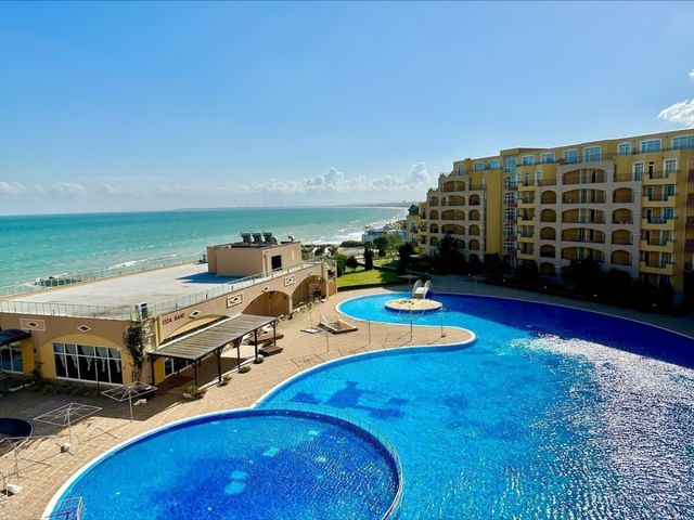 Aheloy Palace - Luxury apartment for 5 person