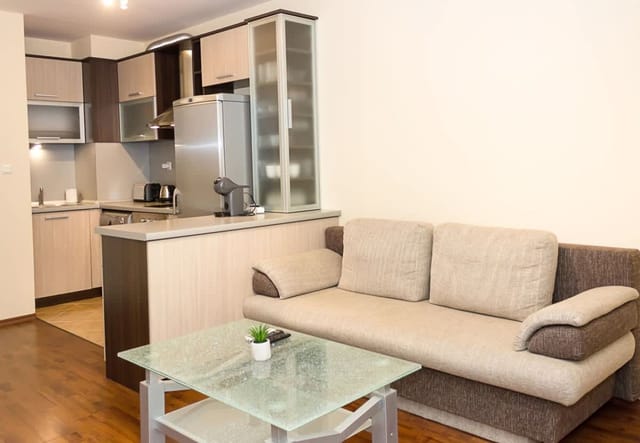 1BD Cozy Flat In Varna's Heart