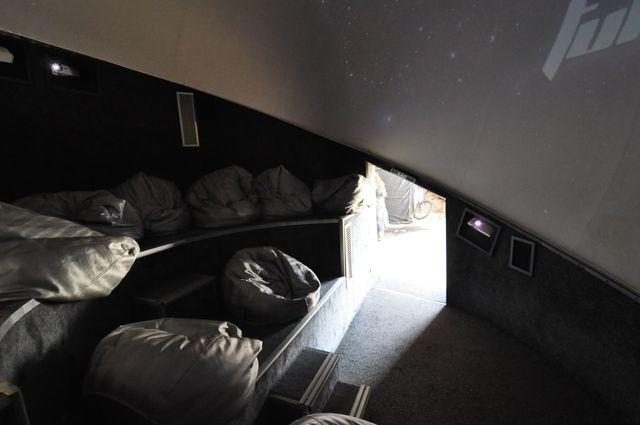 Center for contemporary arts TOPLOCENTRALA