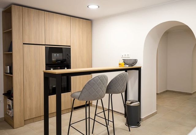 Private Villa with 5BD, Pool & Stunning Sea Views