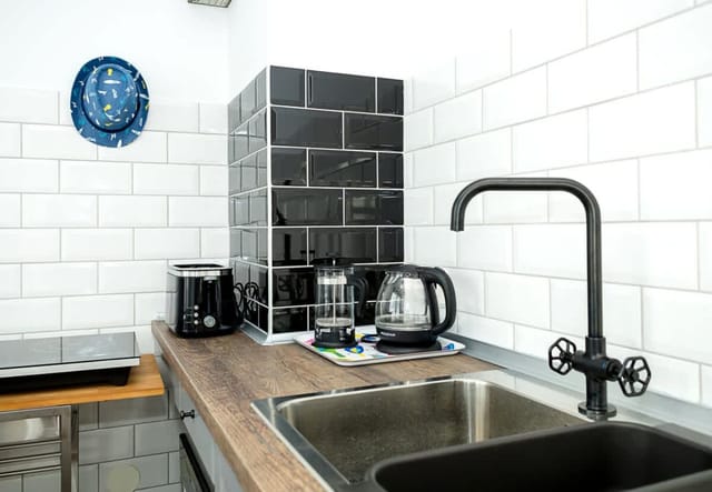 Urban & Cozy Escape - 1BR Flat near GrandMallVarna