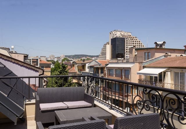 Warm&Comfy 3BD Apt Varna Center