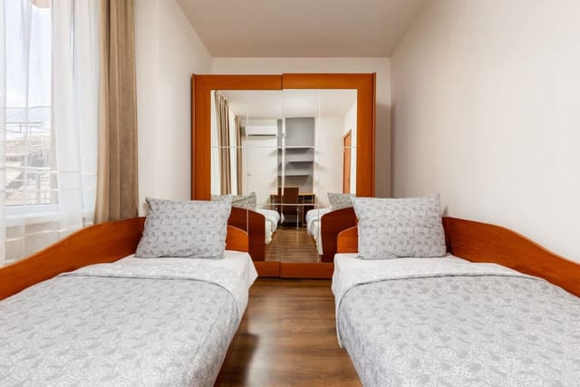 Modern 2BD - 14 min to Medical University - Photo 4