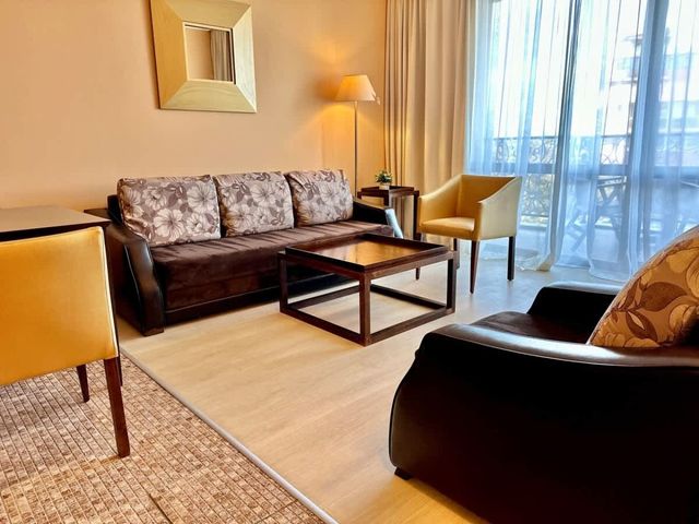 Cozy two bedroom in Royal Beach