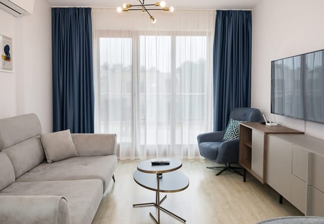 Moonlight Terrace – Panoramic Views, Luxe Comfort