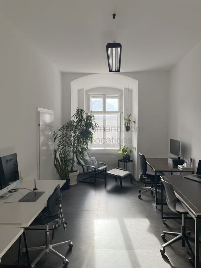 Location 373 - Photo 4