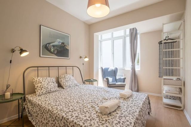 Enjoy The Ride | 2-BDR Lozenec Central Apartment - Photo 3