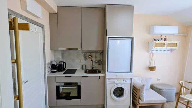 Stylish Studio 100m from Smokinya/Kavatsi Beach