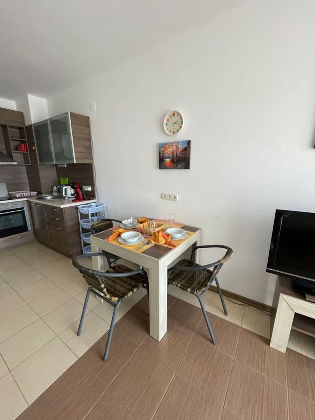 1BD Flat on the Beach with Parking - Photo 3