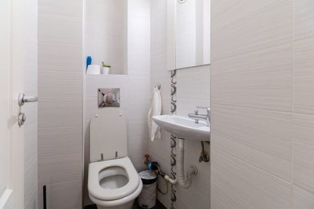 Comfortable 2BR Urban Getaway in City Center