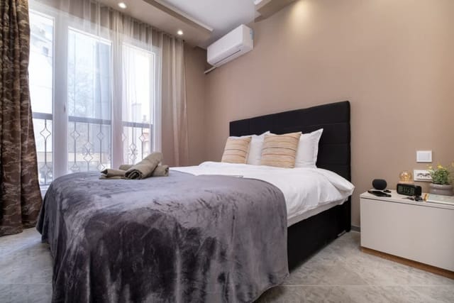 City Center Perfect 1-Bedroom Apartment