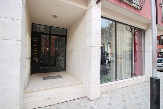 Trendy & Deluxe Apartment