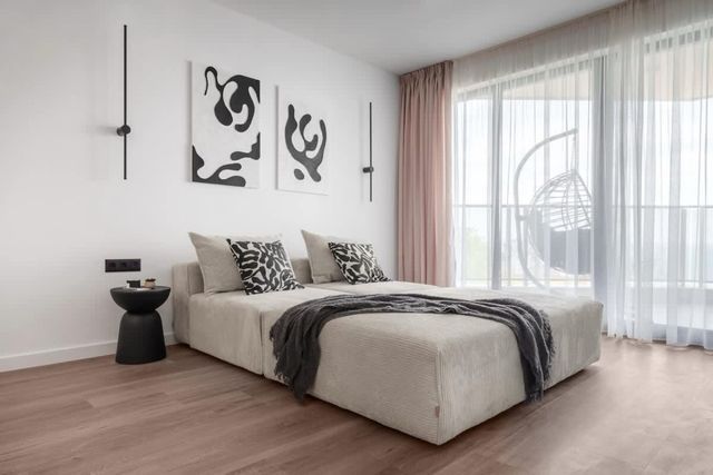 Stylish 1BR with Balcony & Parking | Skyline Varna