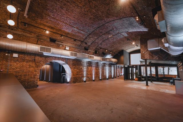 Three Railway Arch Industrial Venue with a Courtyard in Shoreditch
