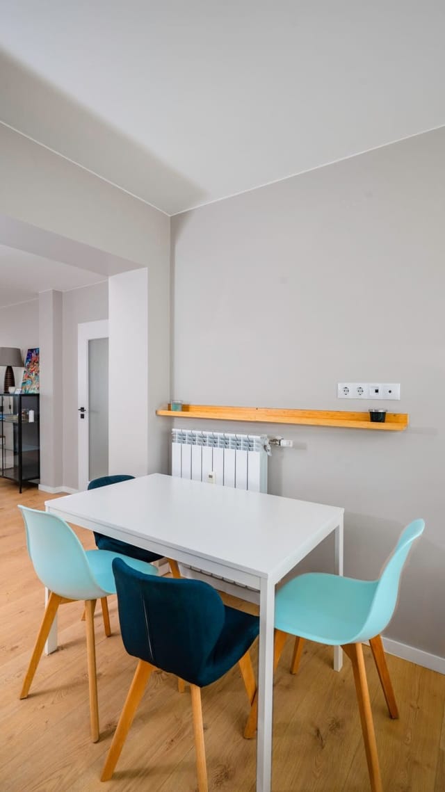 Quiet 2 BDR Comfort Near NDK + Workspace