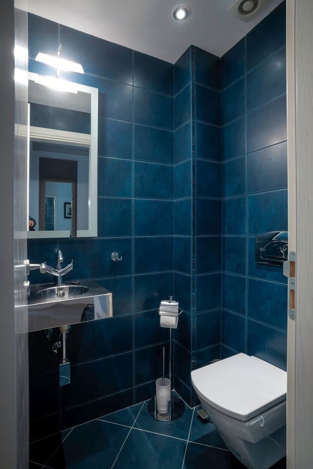 Central Luxurious 2 BD Flat near NDK