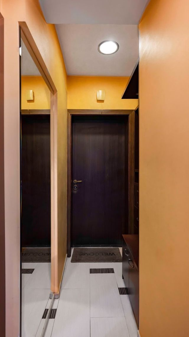 Central 1BD Apartment Next to Women's Market