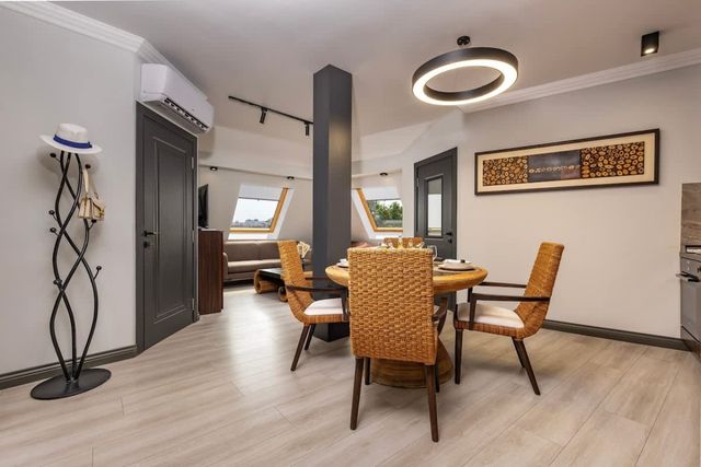 Central Apartments with Garden view - Apt No. 7