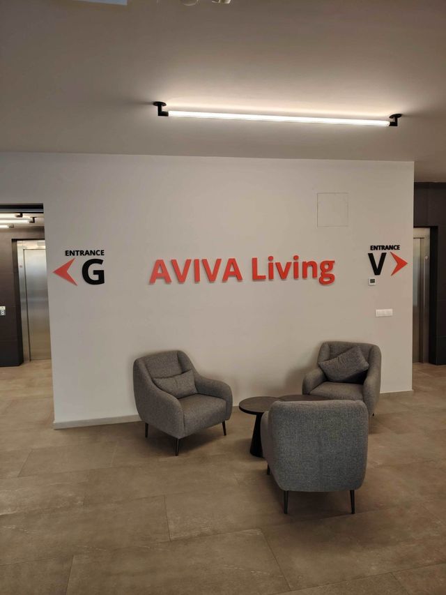 Aviva Living - Big Studio