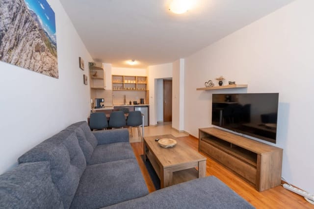 Cozy 1BR in Belvedere-Ski in Winter/Swim in Summer