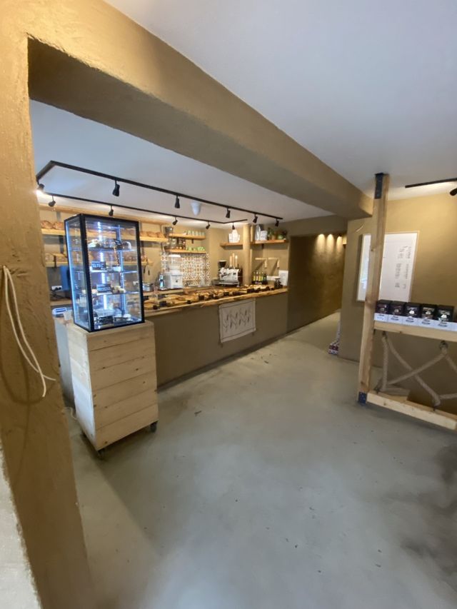 Artisanal Bakery Café