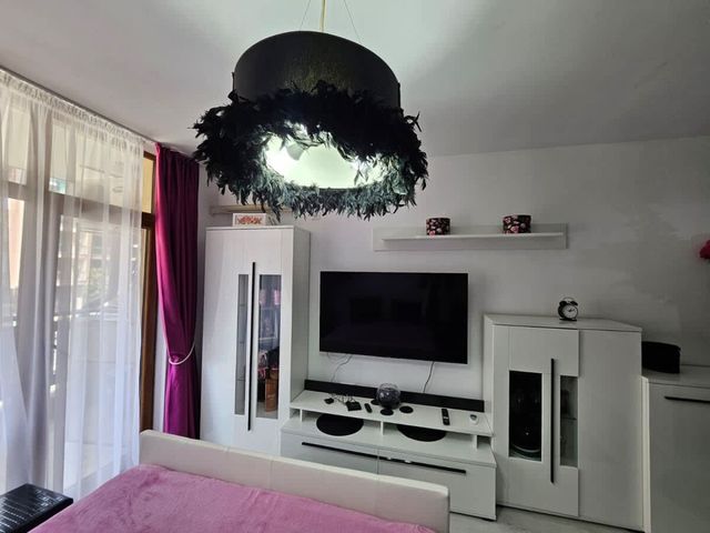 Romantic Sensual Retreat Studio by Flat Manager