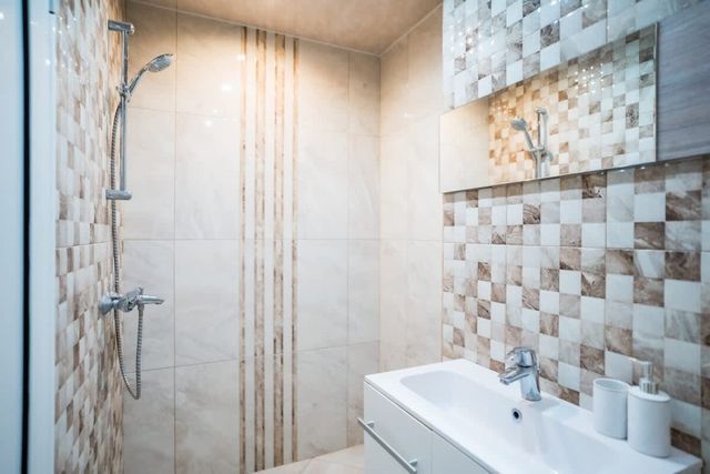 Black Sea Luxury 2bdrm Apartment