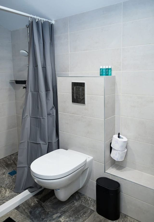 Private Villa with 5BD, Pool & Stunning Sea Views