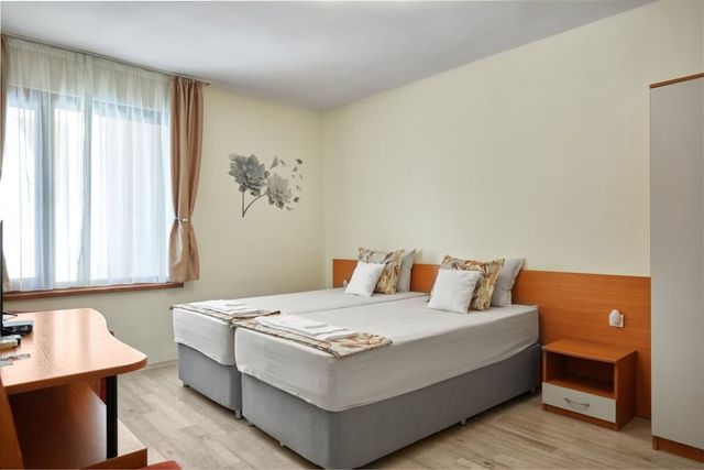 Private Studio in Hotel Paradise Pomorie