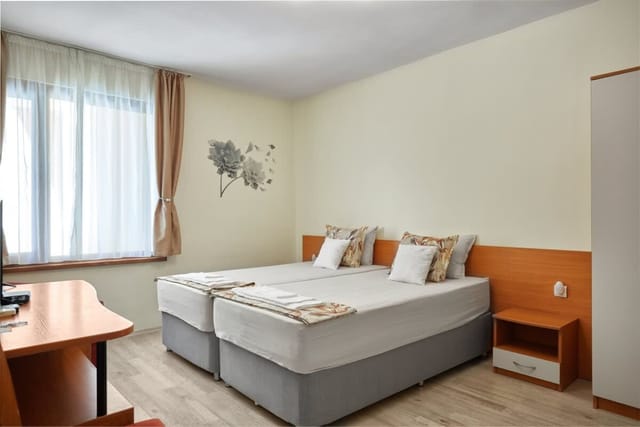 Private Studio in Hotel Paradise Pomorie