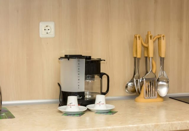 Bright 1-bedroom Flat with Balcony in Golden Sands