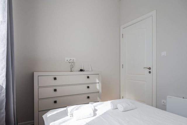 Light and Modern 2BD Flat Next To Women's Market