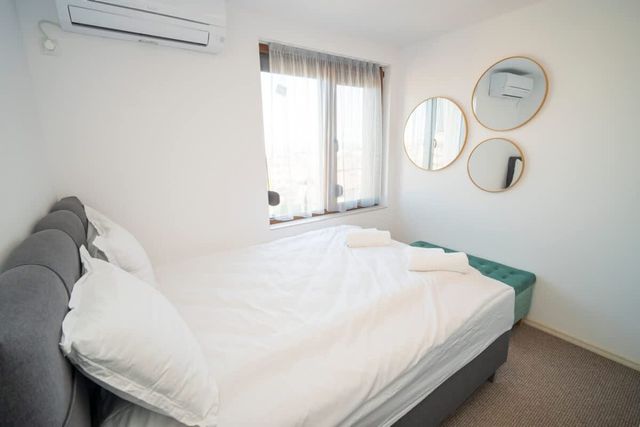 Modern Seaview Central Apartment in Sarafovo