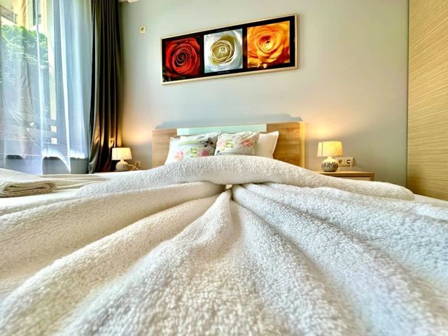 Apartment with Terrace  Royal Sun