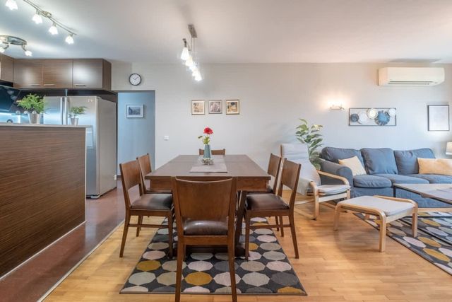 Serdica top center - 3 berdoom cosy apartment