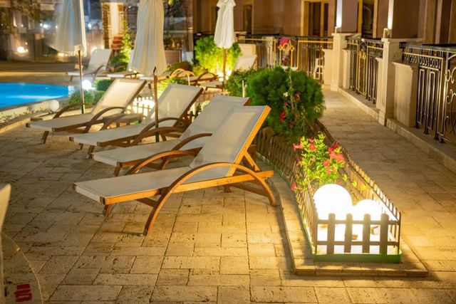 Cozy Golden Rainbow  Apartment Sea View