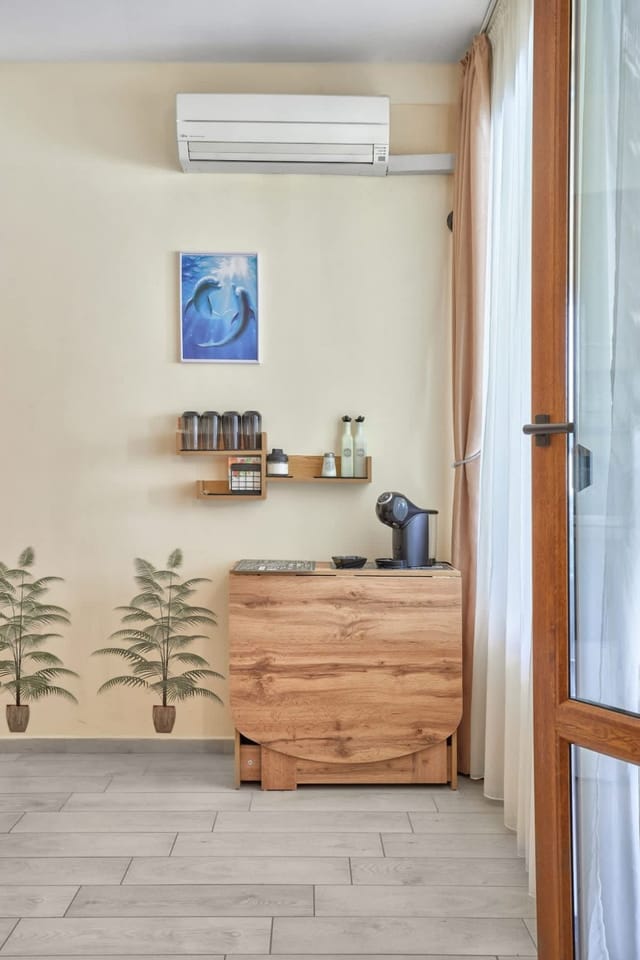 Private Studio in Hotel Paradise Pomorie