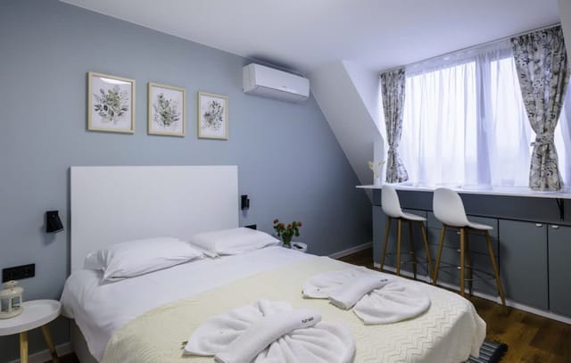 Cute 1BD in Central Sofia - Steps from South Park - Photo 4
