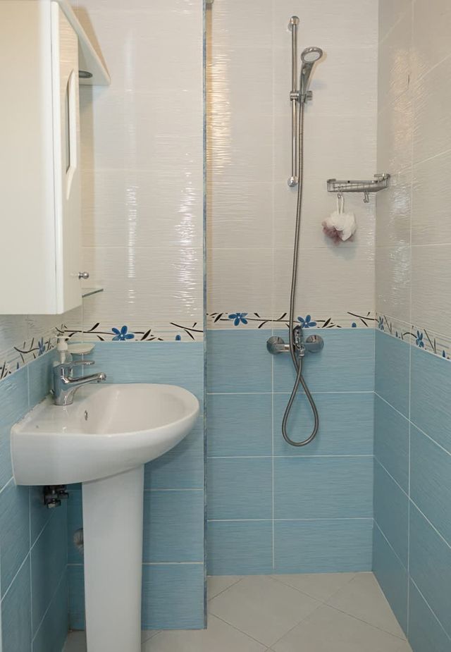 Sunny 2-Bedroom Flat near Sea Garden|Chayka, Varna