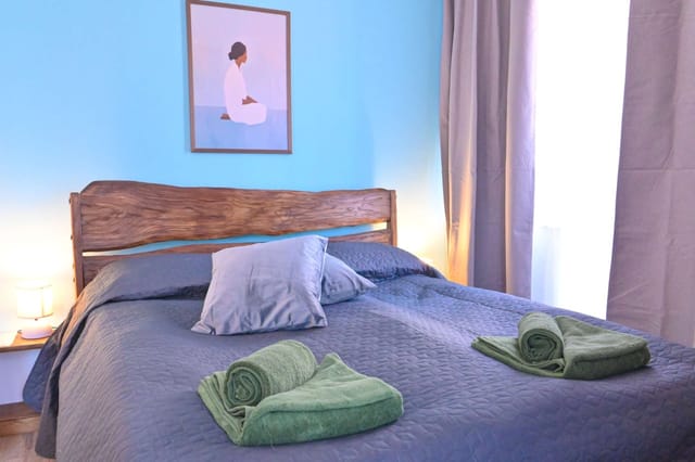 Comfortable 2-Bedroom Apartment Near the Ski Lift - Photo 2